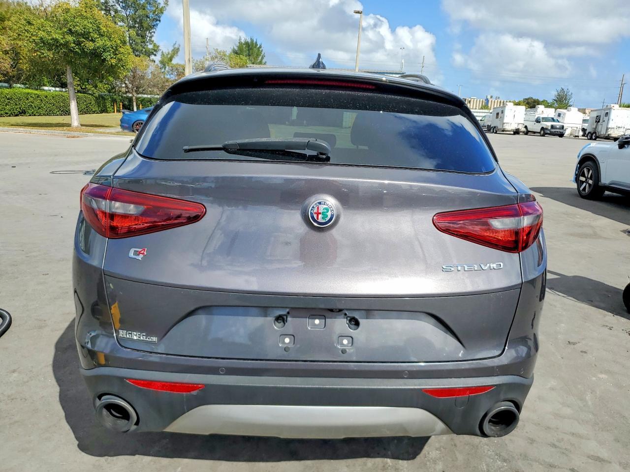 2019 Alfa Romeo Stelvio Ti - Фото 6