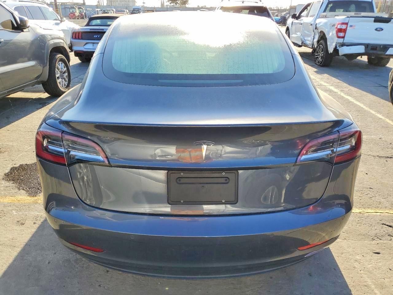2019 Tesla 3 - Image 6