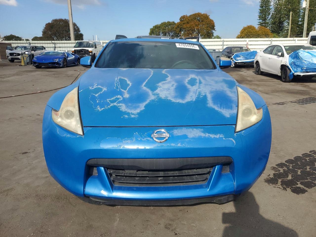 2011 Nissan 370Z Touring - Image 5