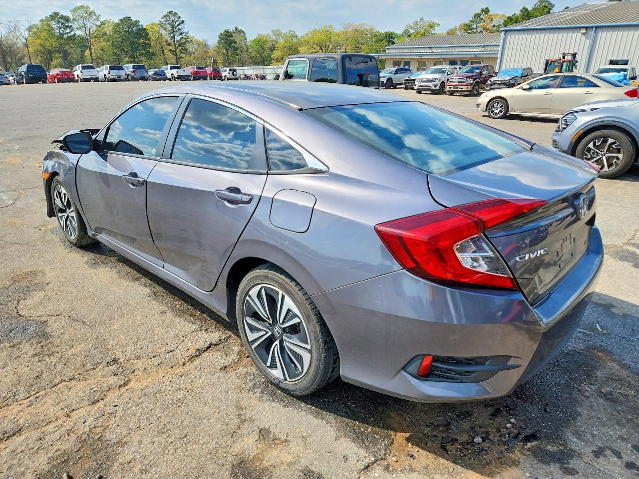 2018 Honda Civic Lx - Фото 2