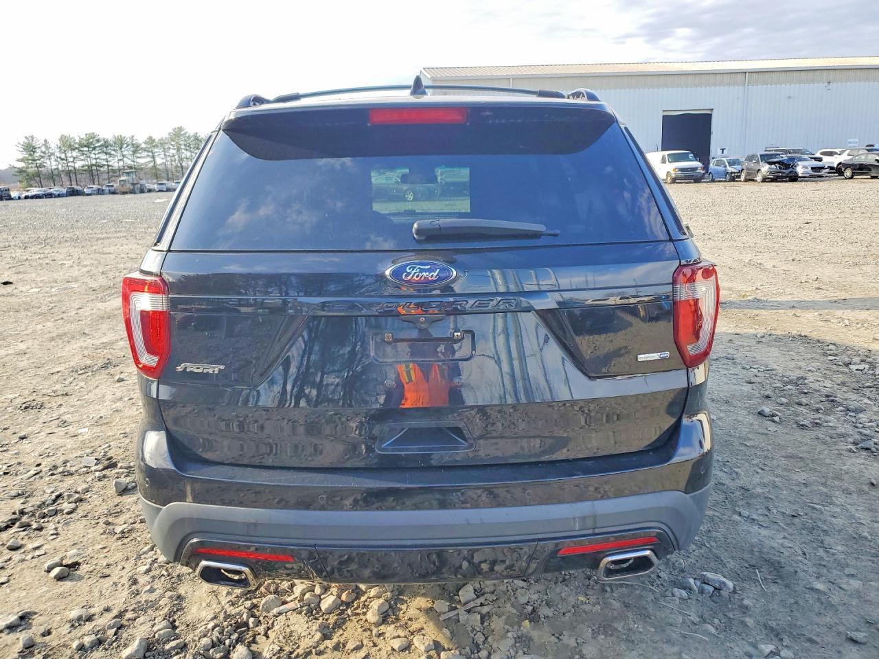 2016 Ford Explorer - Фото 6