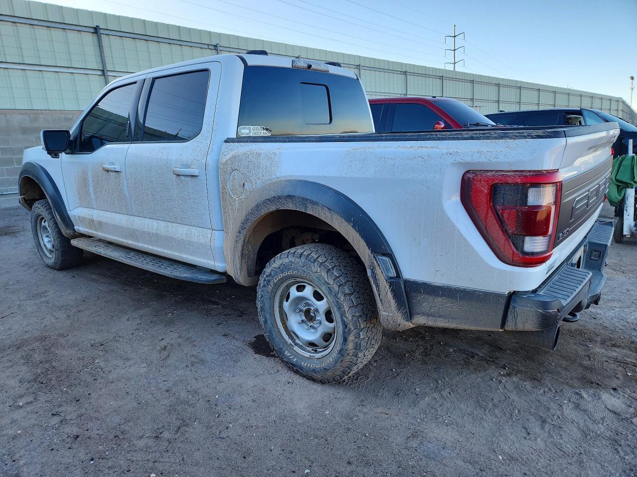 2023 Ford F150 Raptor - Фото 2