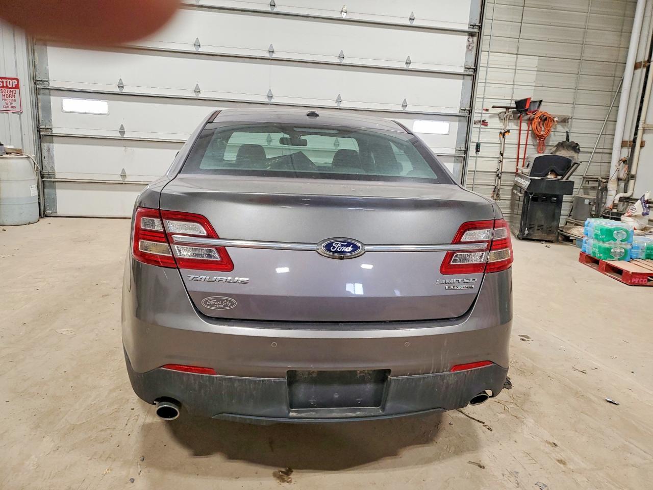 2013 Ford Taurus Limited - Image 6