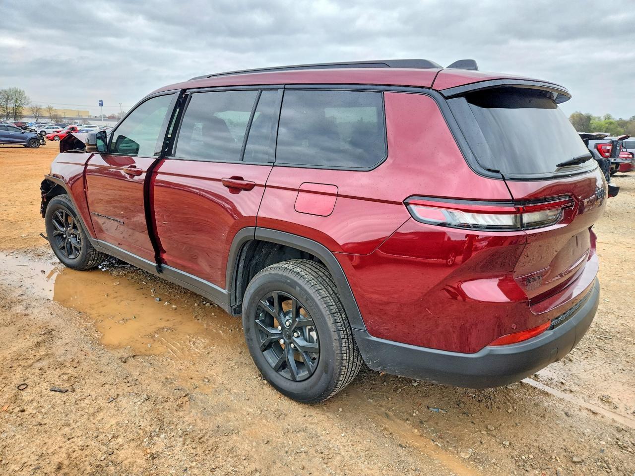 2024 Jeep Grand Cherokee L Laredo - Image 2