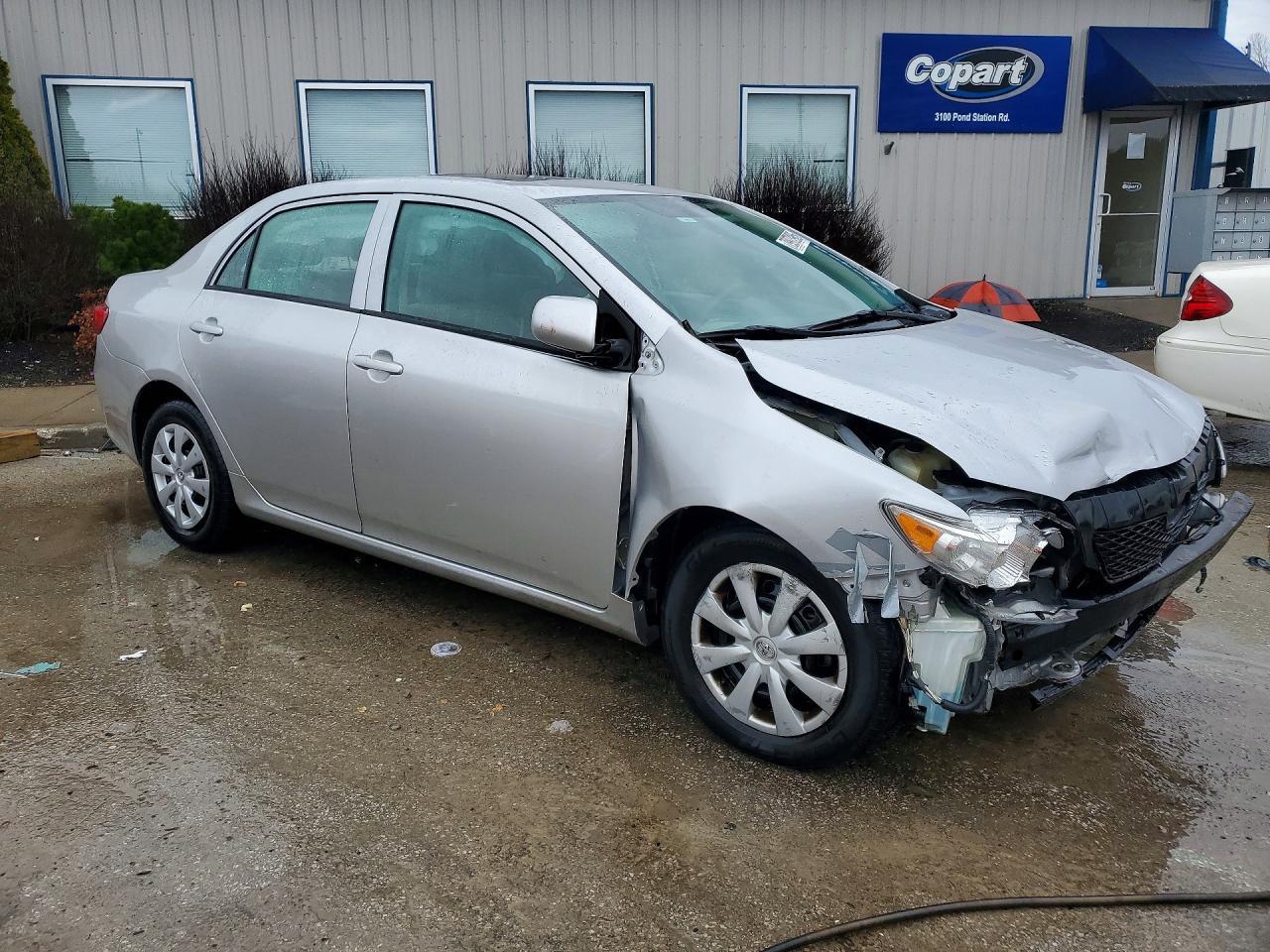 2010 Toyota Corolla Le - Фото 4