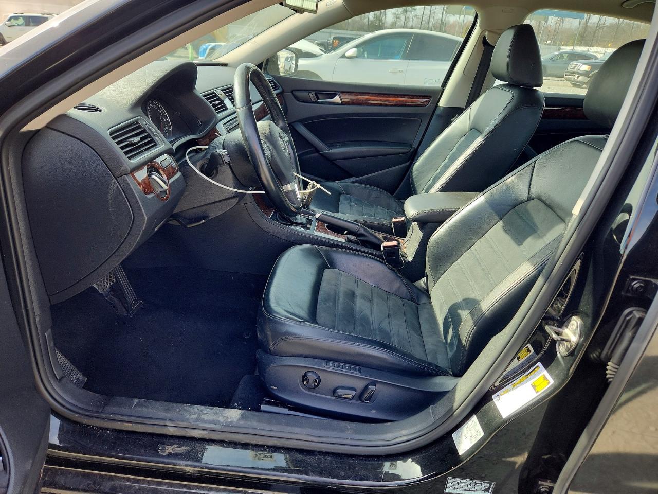 2013 Volkswagen Passat Sel - Фото 7