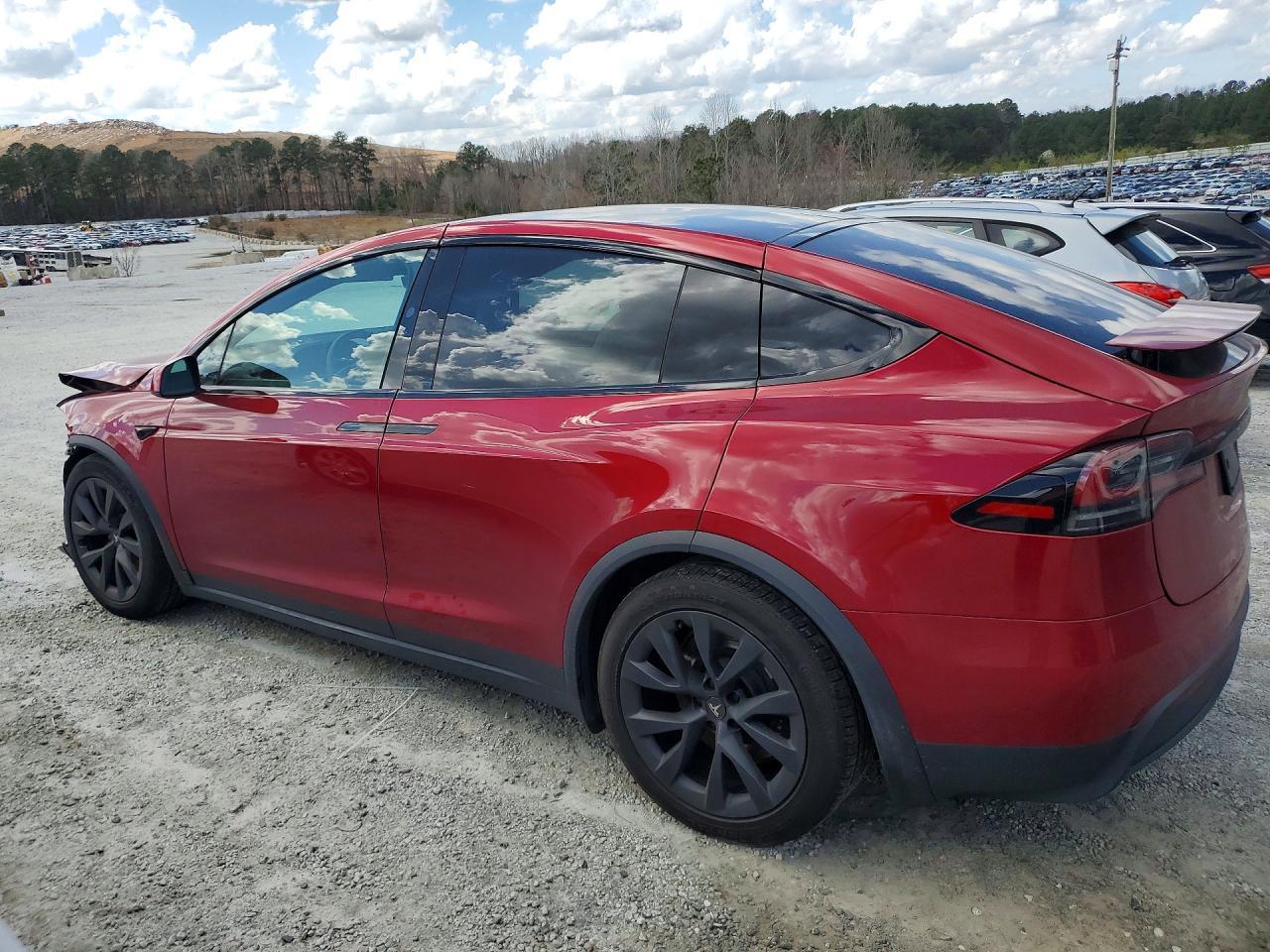 2023 Tesla Model X - Фото 2