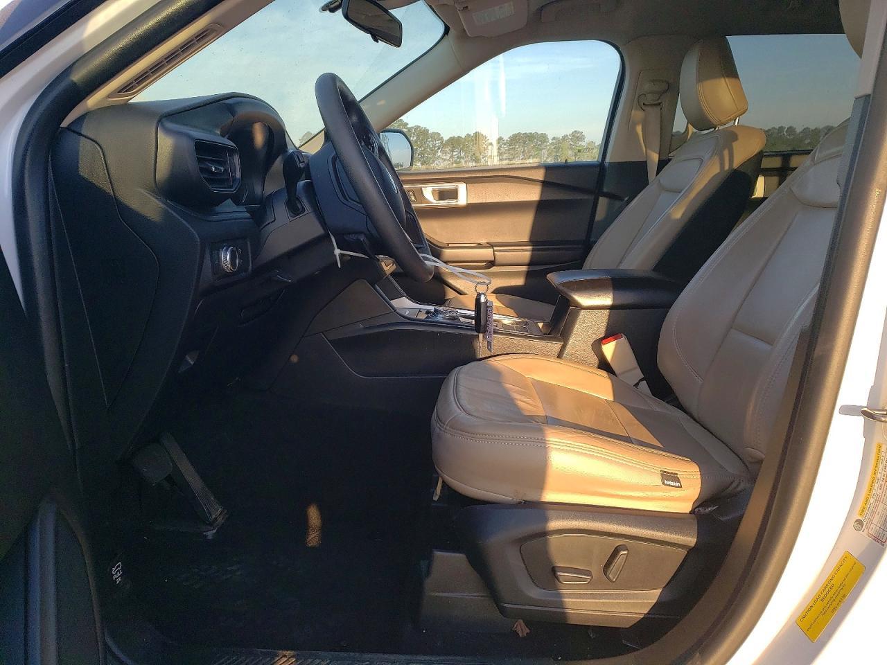 2020 Ford Explorer - Image 7