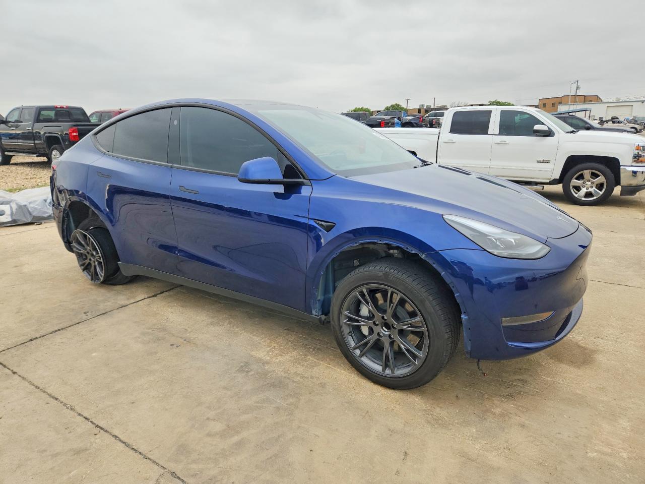 2024 Tesla Model Y - Image 4