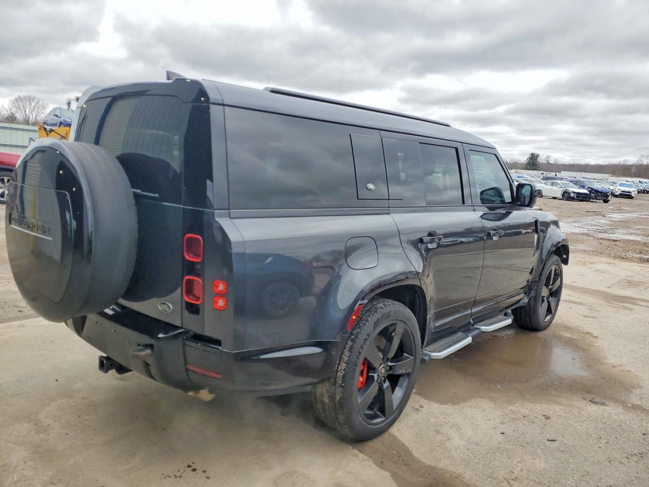 2023 Land Rover Defender 130 X-Dynamic Se - Фото 3