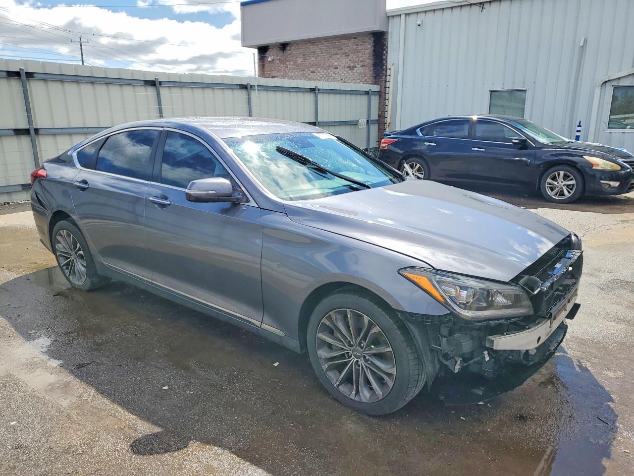 2016 Hyundai Genesis 3.8L - Фото 4
