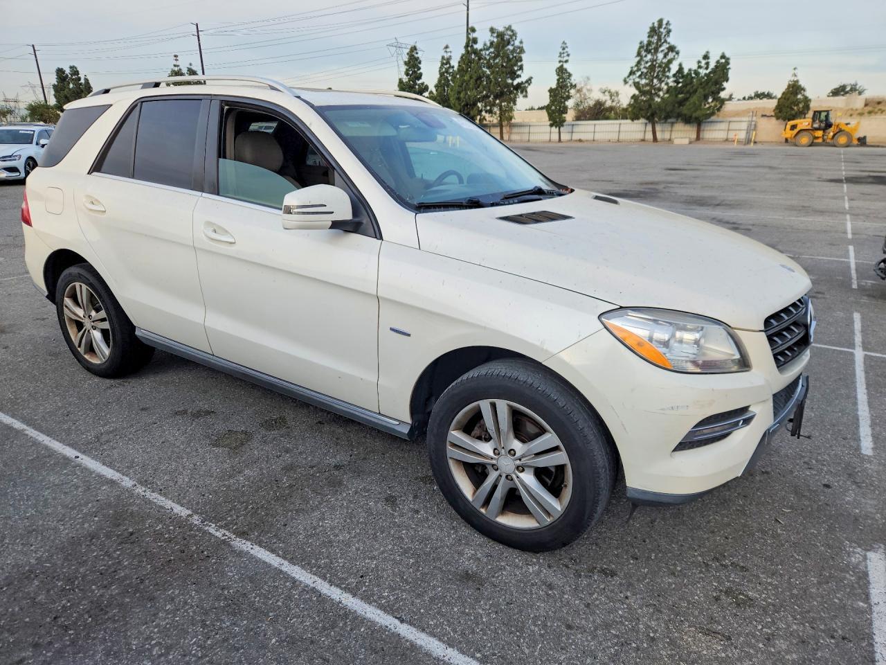 2012 Mercedes-Benz Ml 350 4Matic - Image 4