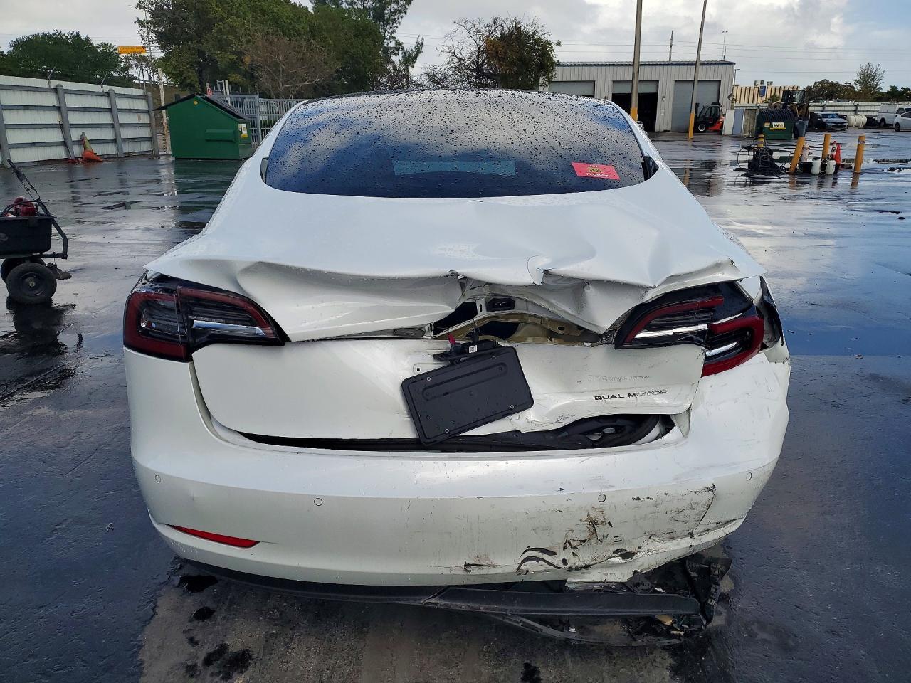 2021 Tesla Model 3 - Image 6