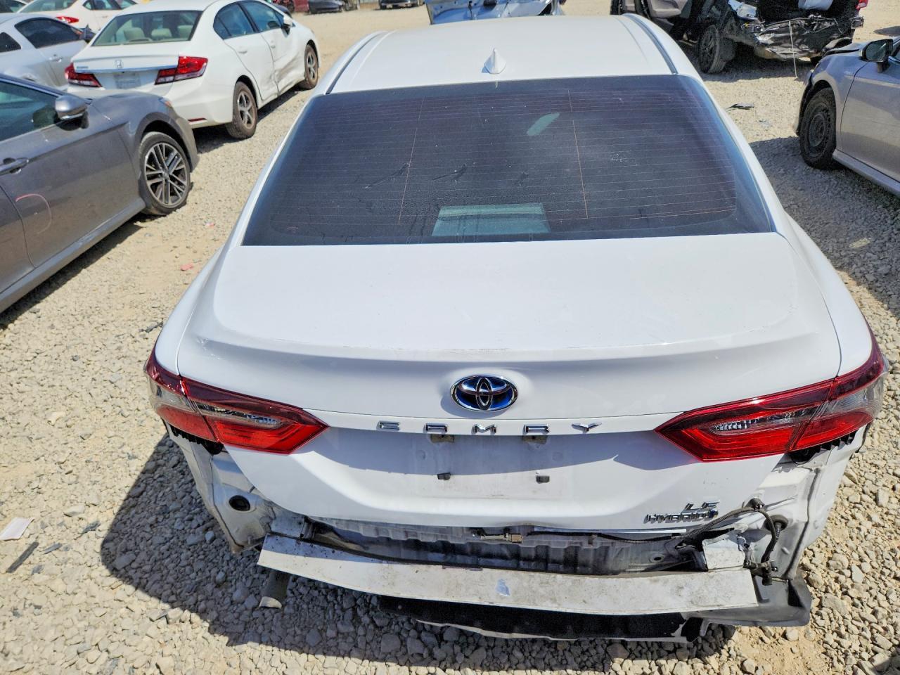 2021 Toyota Camry Hybrid Le - Фото 6