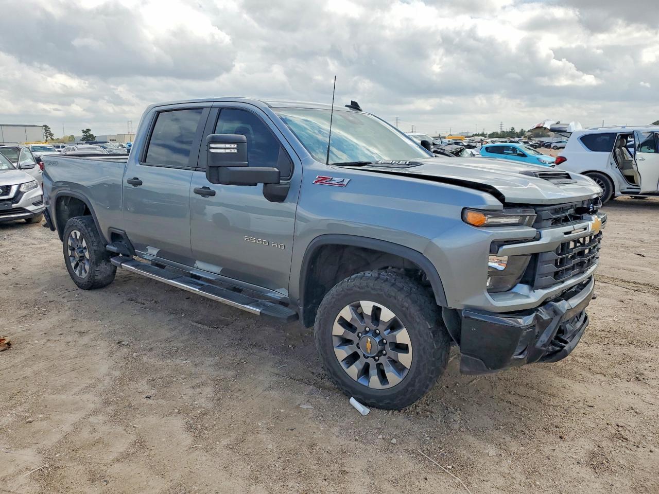 2024 Chevrolet Silverado K2500 Custom - Image 4