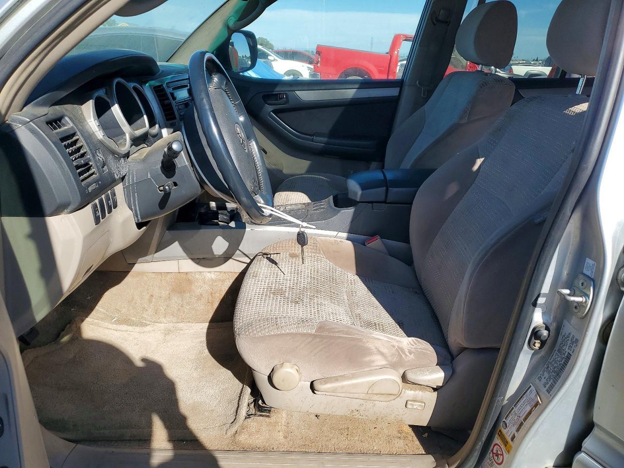 2004 Toyota 4Runner Sr5 - Image 7