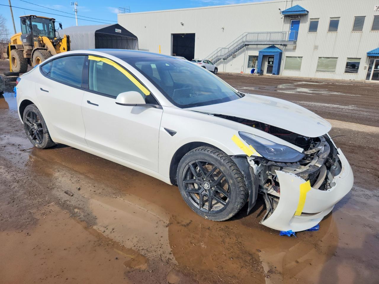 2023 Tesla Model 3 - Image 4
