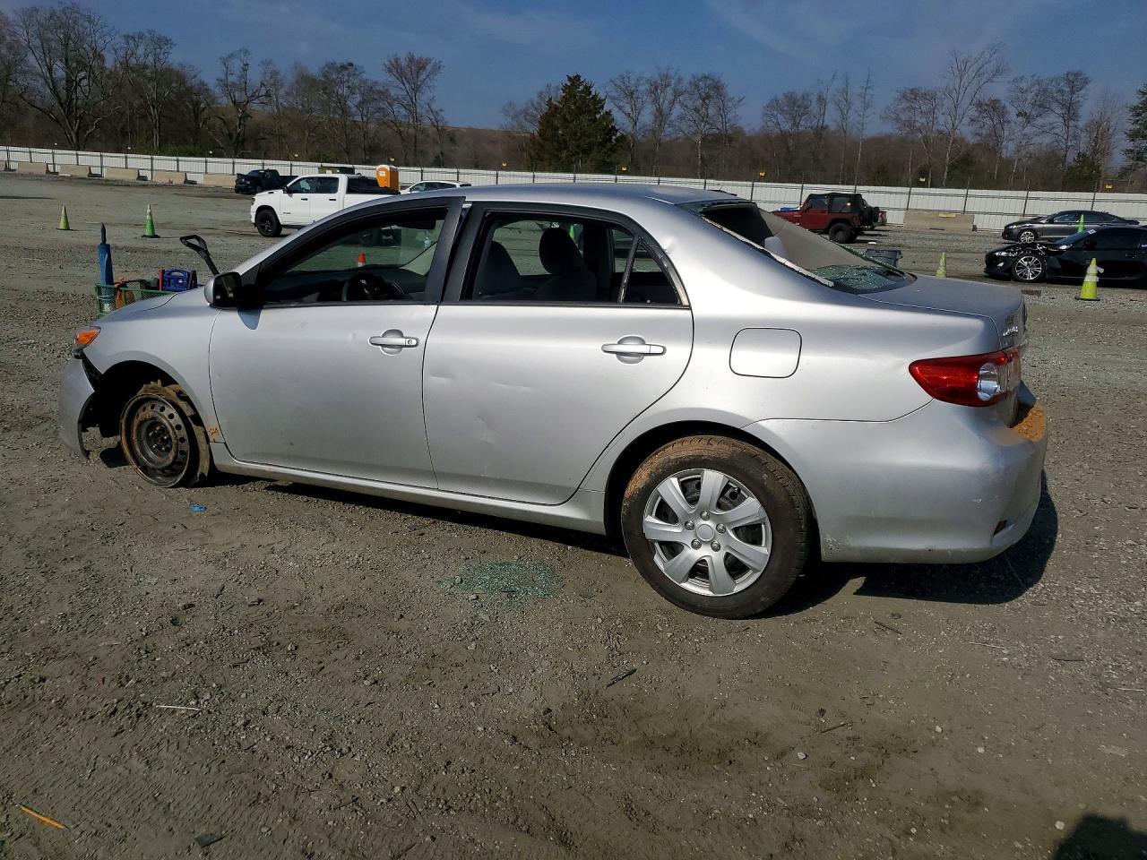 2012 Toyota Corolla Le - Фото 2