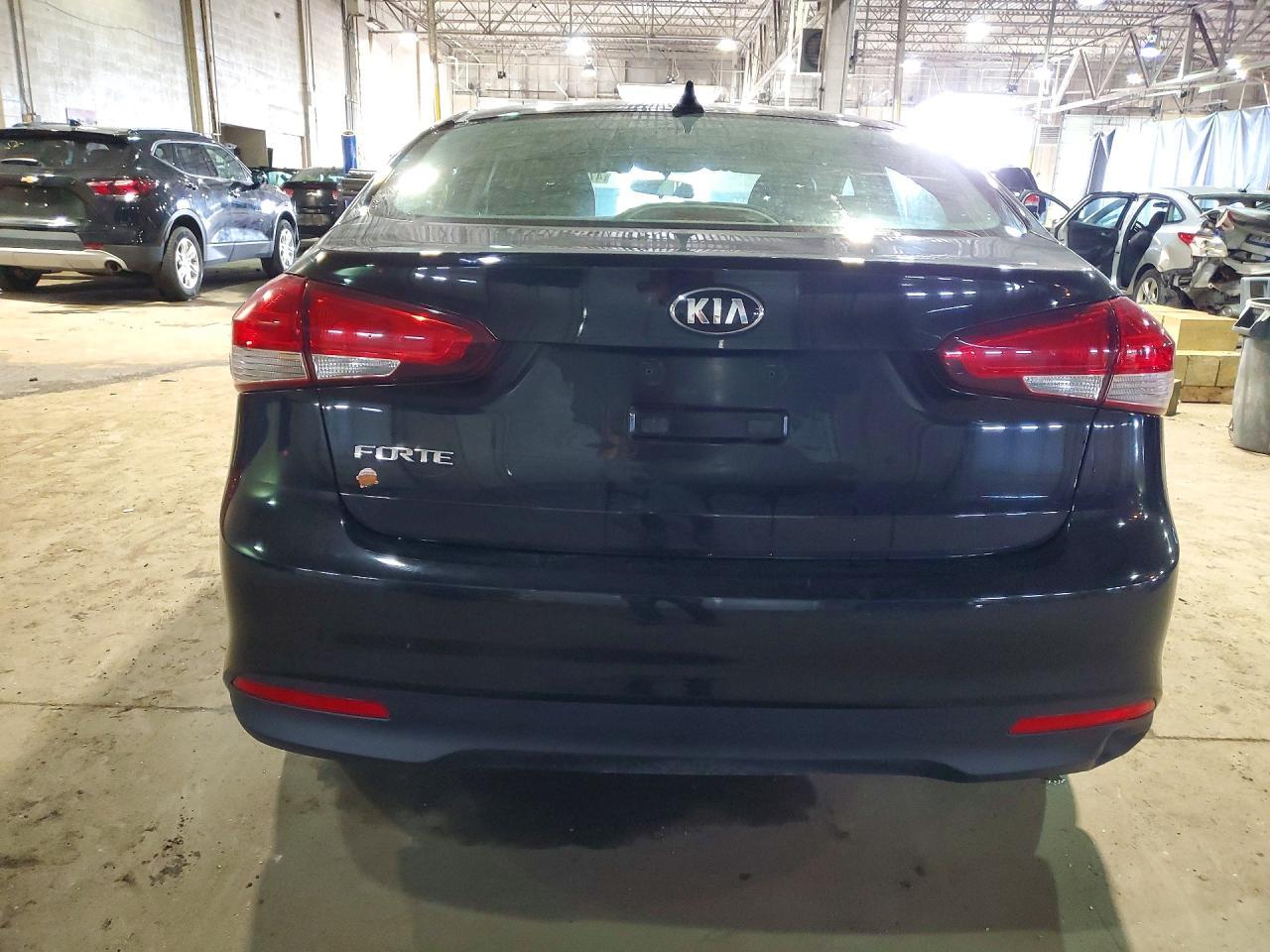 2017 Kia Forte Lx - Фото 6