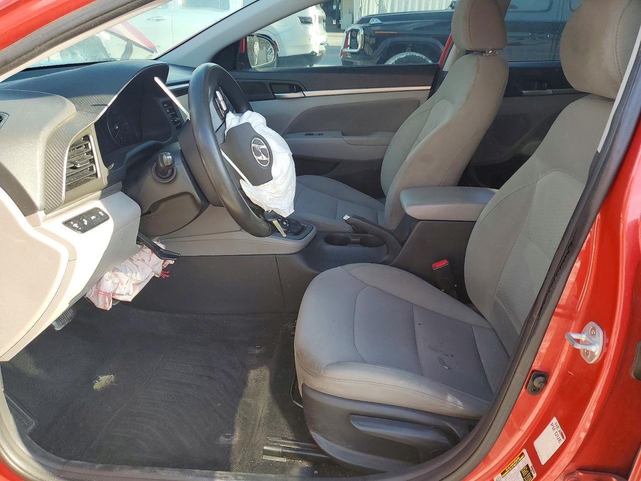 2020 Hyundai Elantra Sel - Фото 7