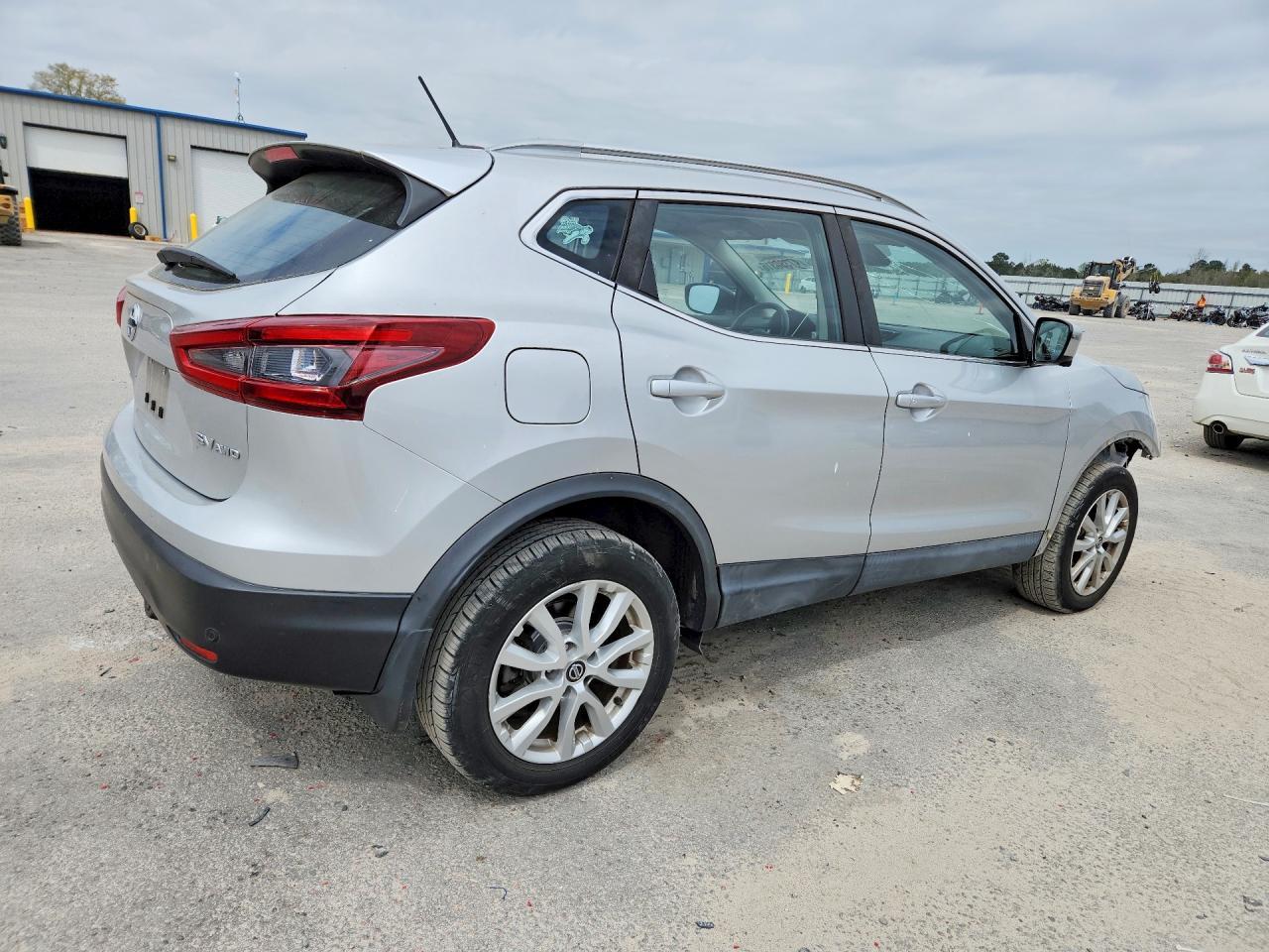 2020 Nissan Rogue Sport Sv - Image 3