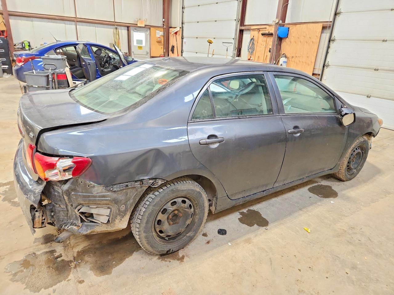 2010 Toyota Corolla Base - Фото 3