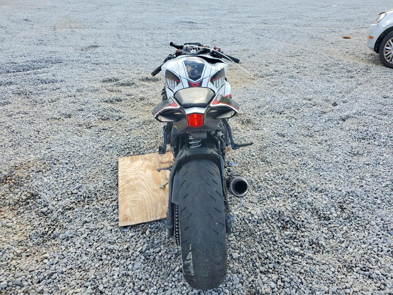 2024 Yama Yzfr1 - Фото 4