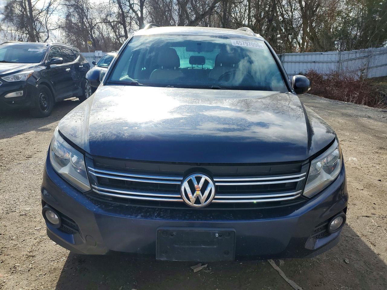 2015 Volkswagen Tiguan S - Фото 5