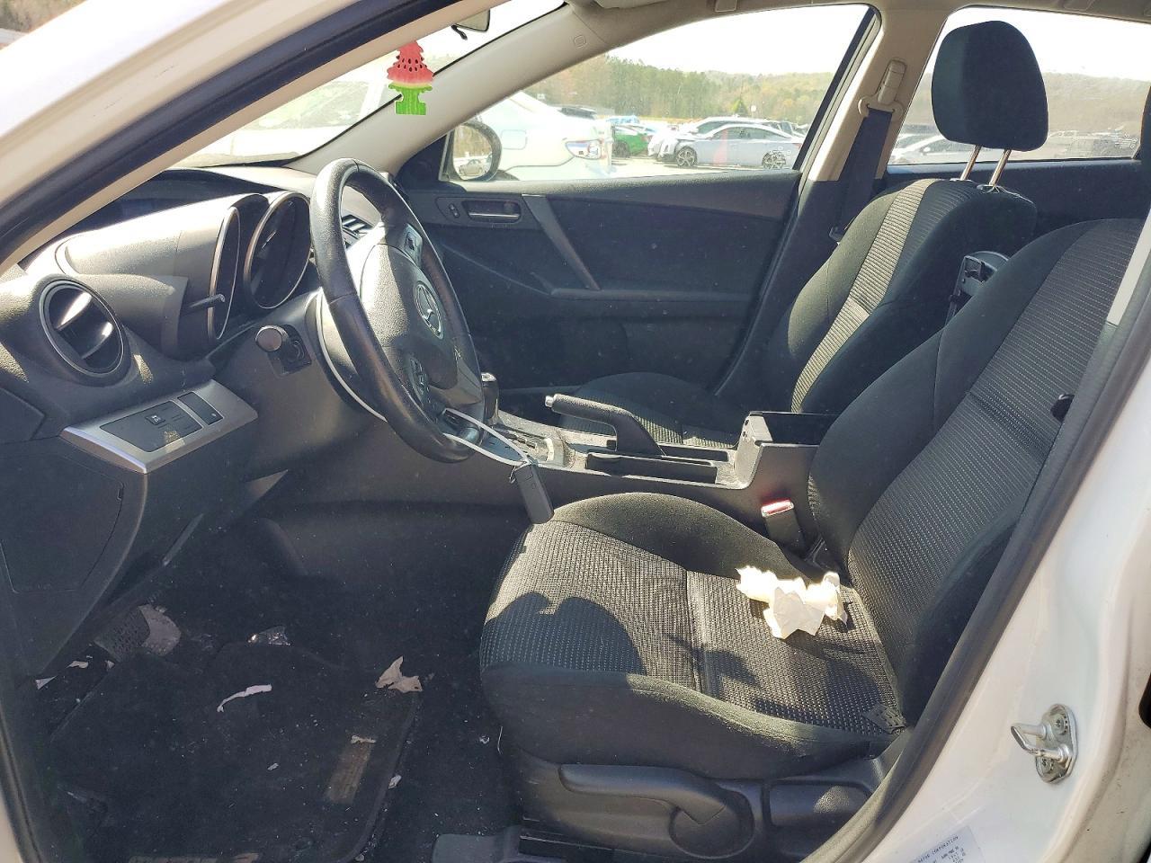 2013 Mazda 3 I - Image 7