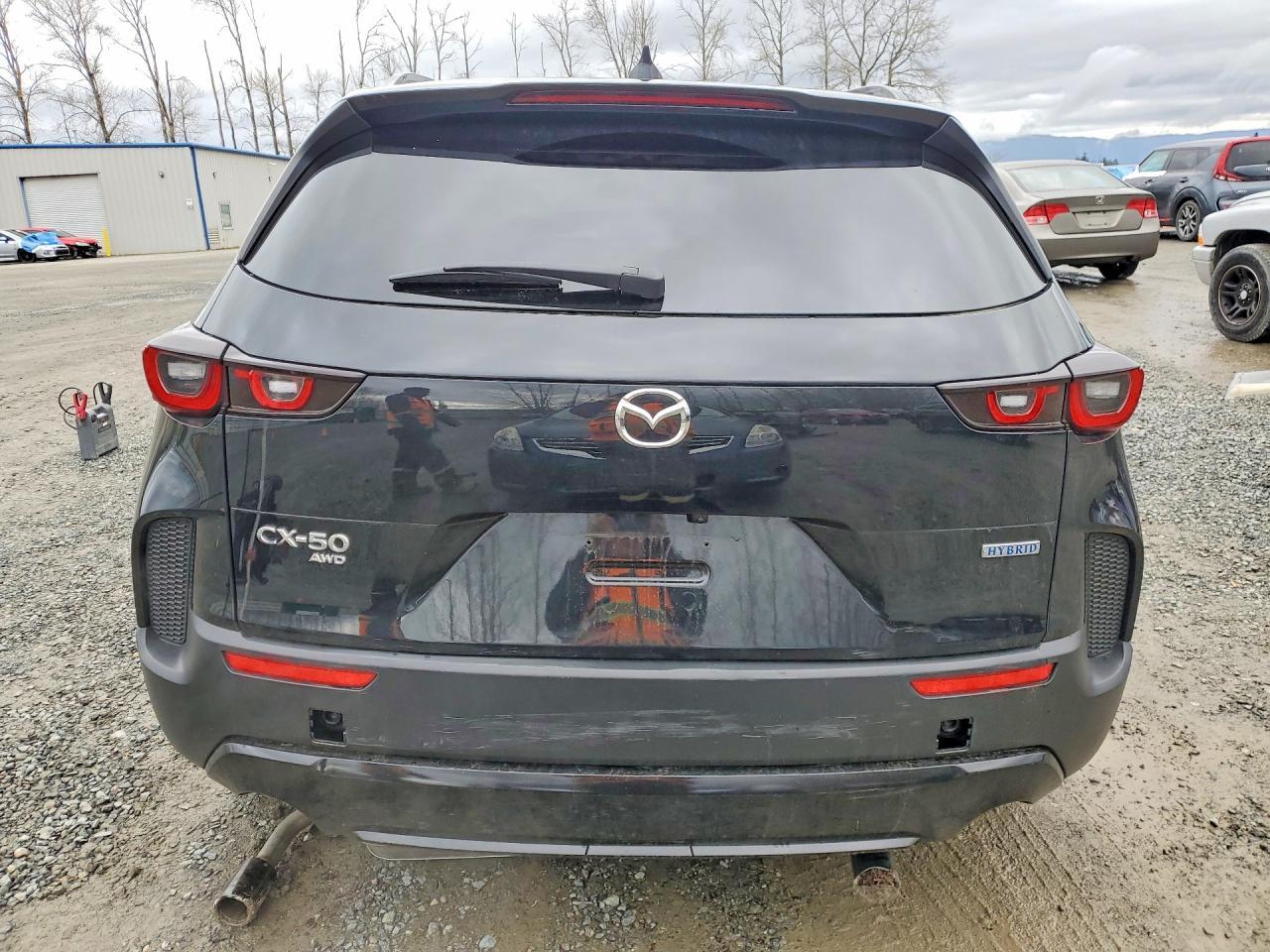 2025 Mazda Cx-50 Premium - Фото 6