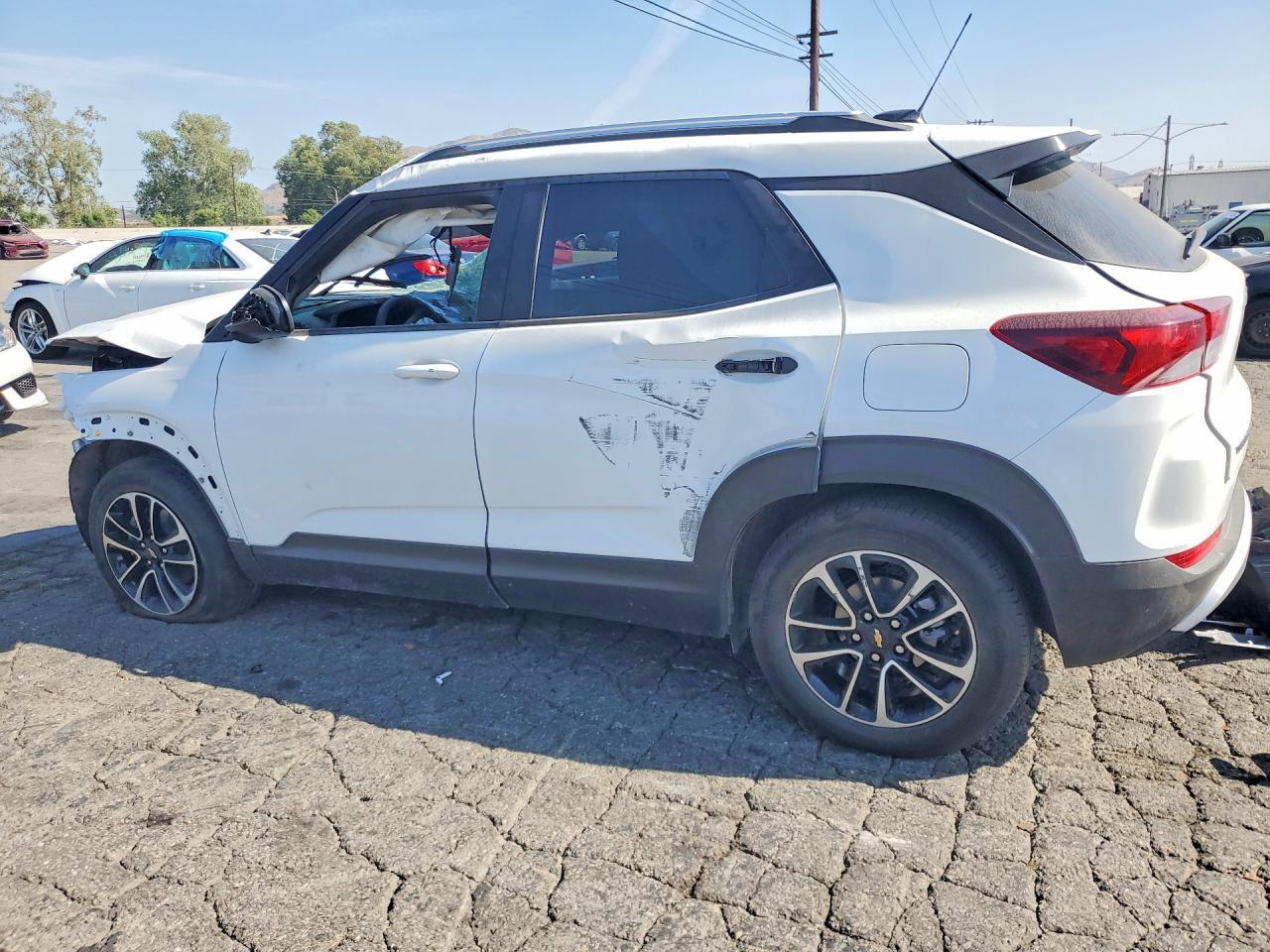 2026 Chevrolet Trailblazer Lt - Фото 2