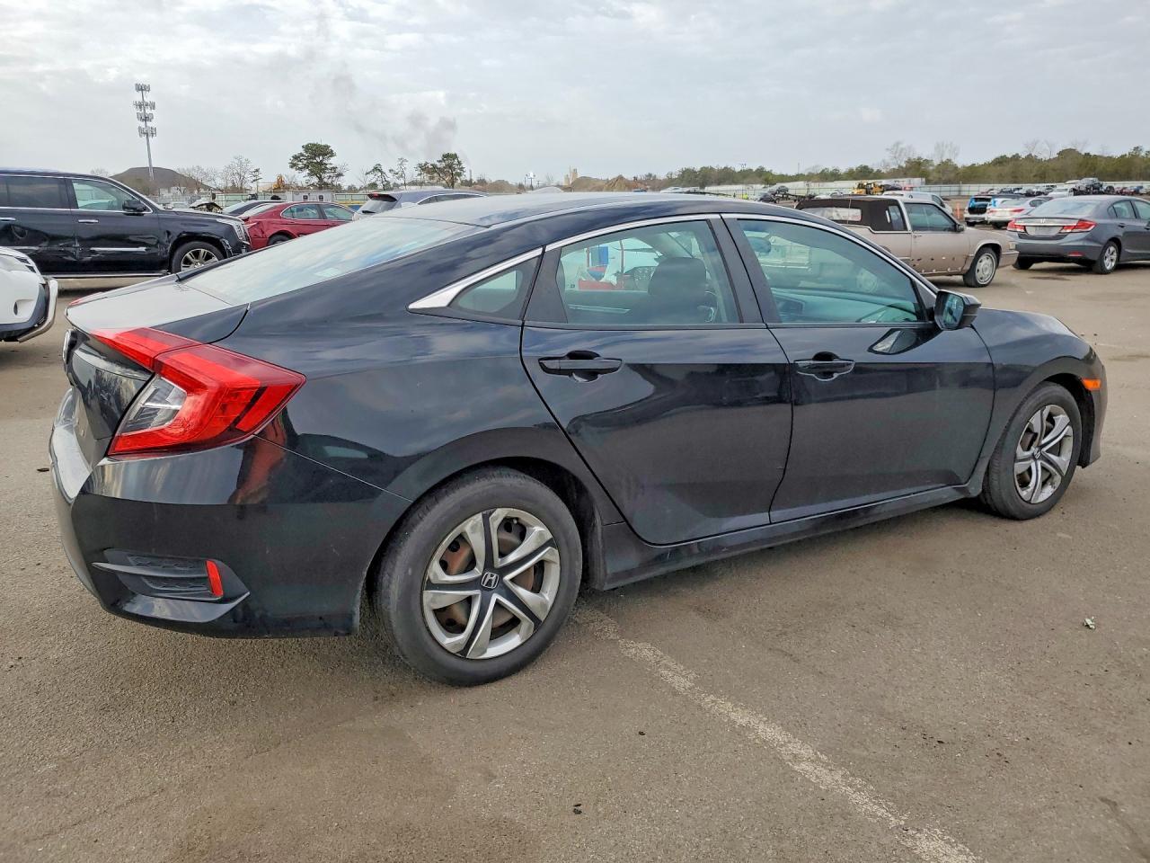 2017 Honda Civic Lx - Image 3