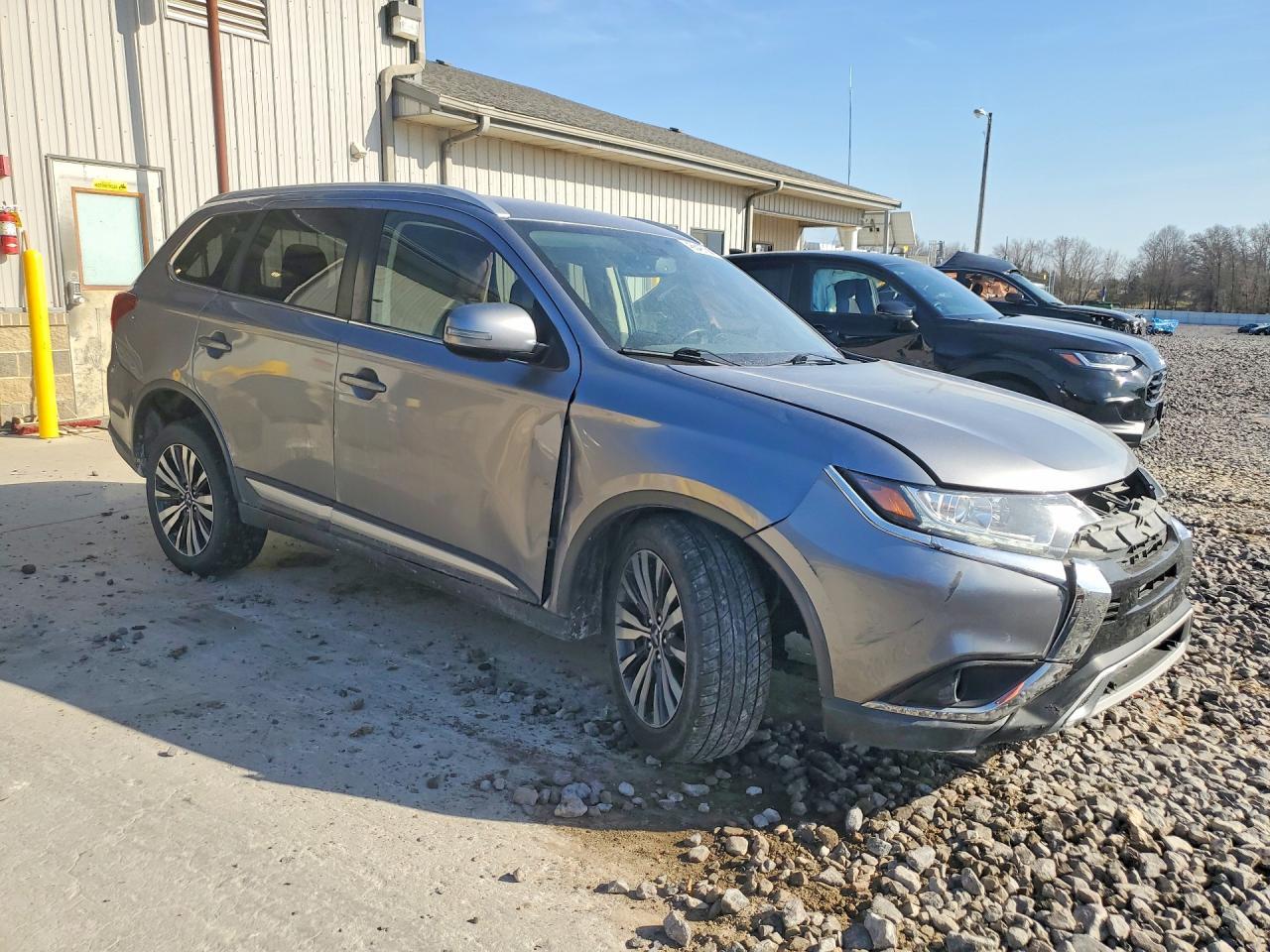 2019 Mitsubishi Outlander Se - Фото 4