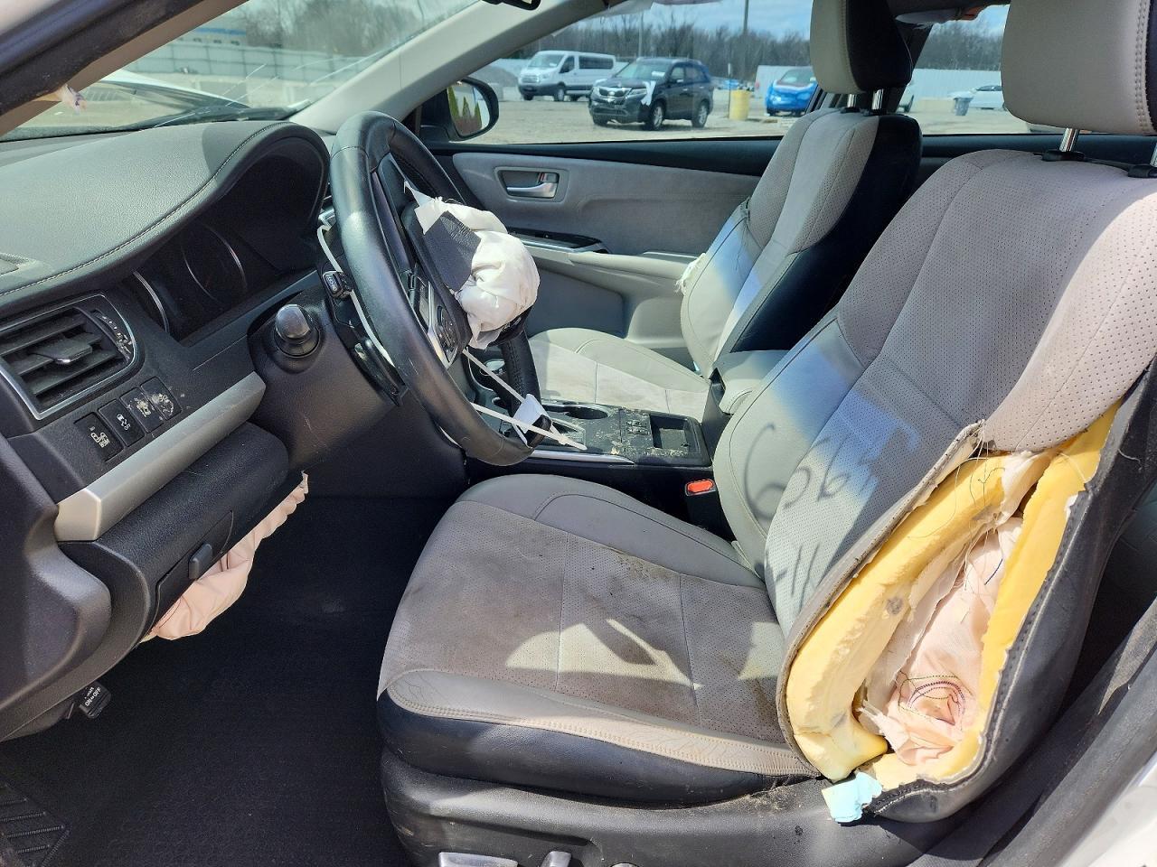 2016 Toyota Camry Xse V6 - Image 7
