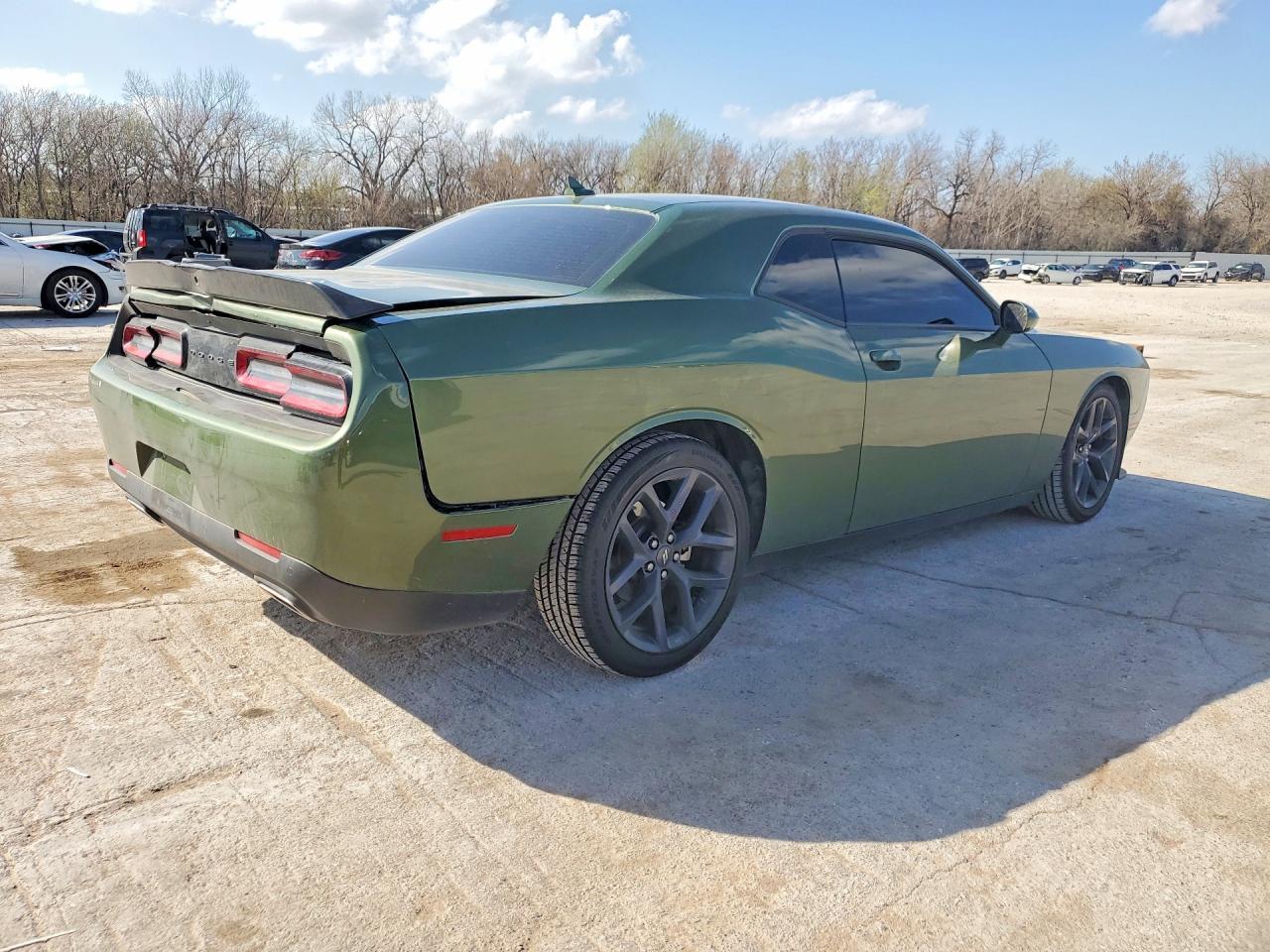2022 Dodge Challenger Gt - Image 3