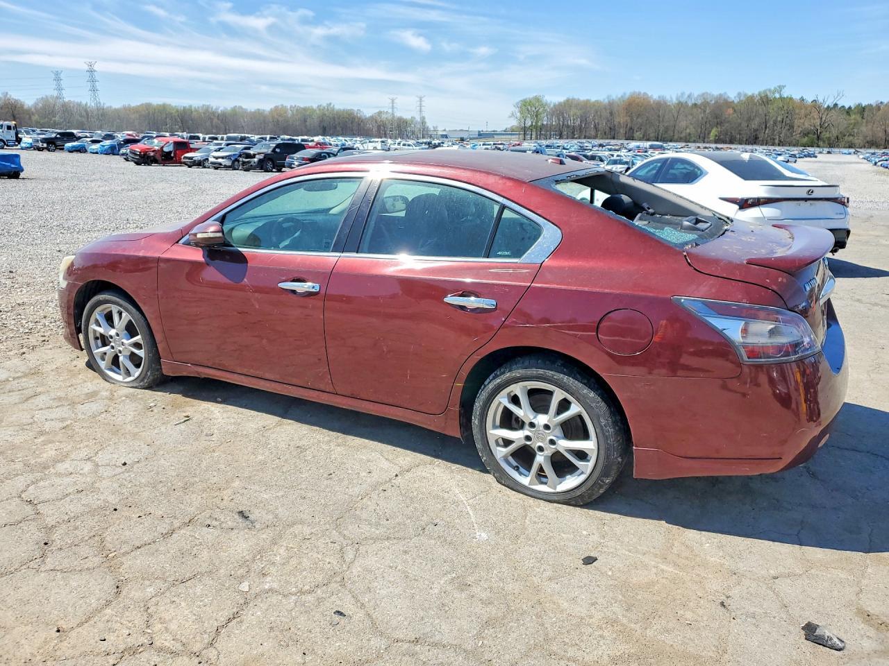 2012 Nissan Maxima - Image 2