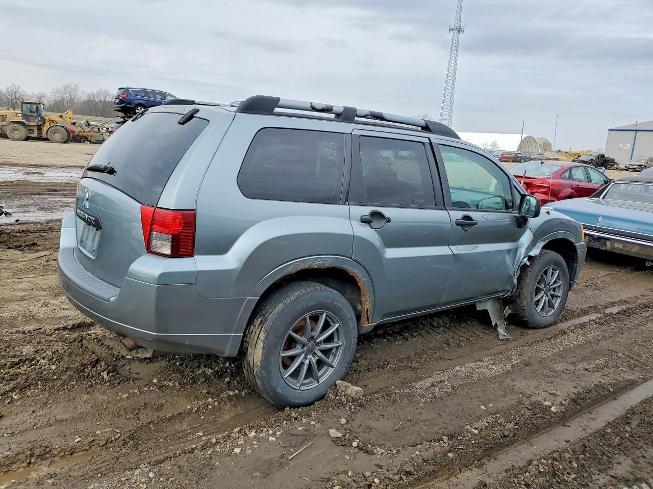 2008 Mitsubishi Endeavor Ls - Image 3