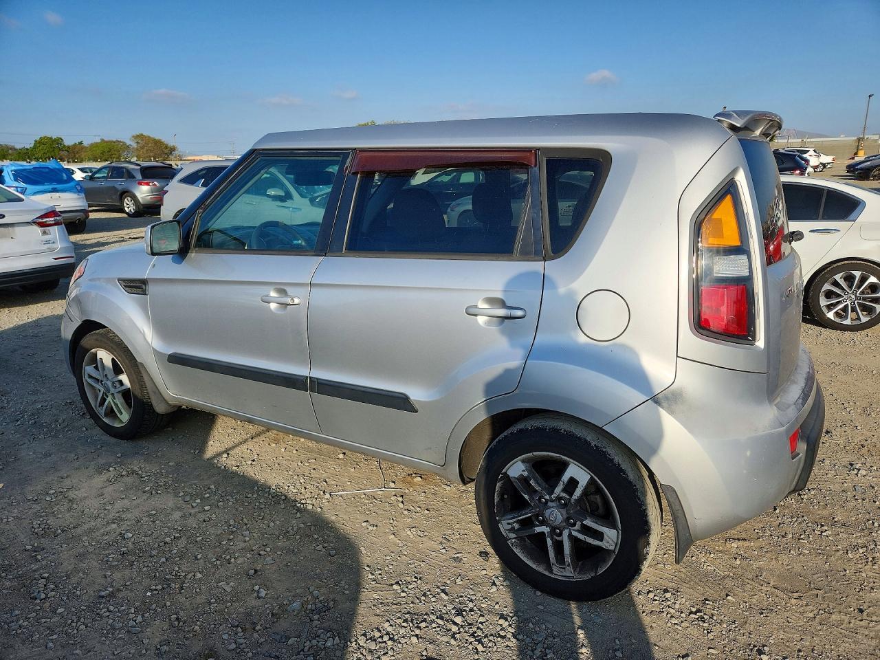 2011 Kia Soul + - Фото 2