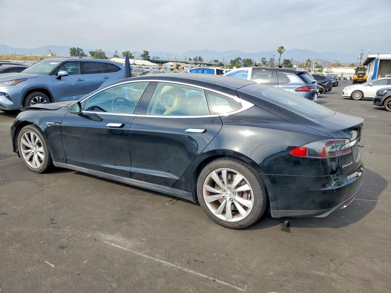 2013 Tesla Model S - Фото 2