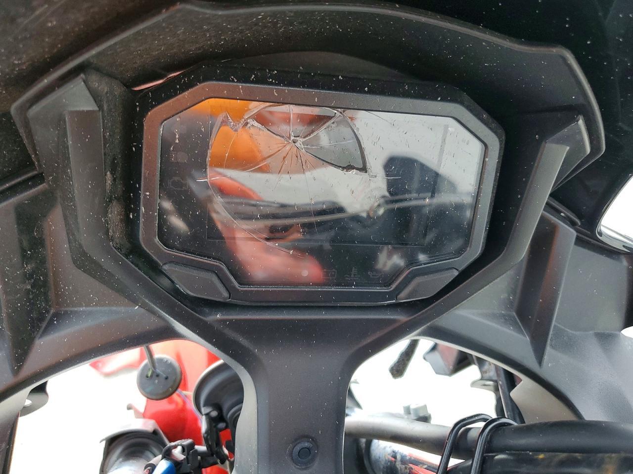 2023 Kawasaki Ex650 R - Image 7