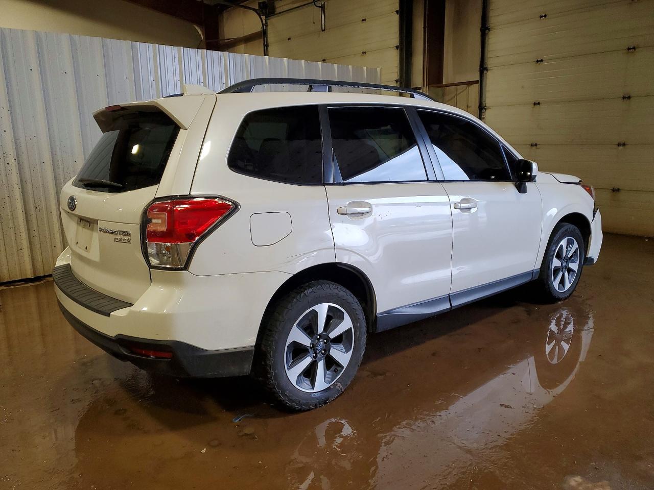 2017 Subaru Forester 2.5I Premium - Фото 3