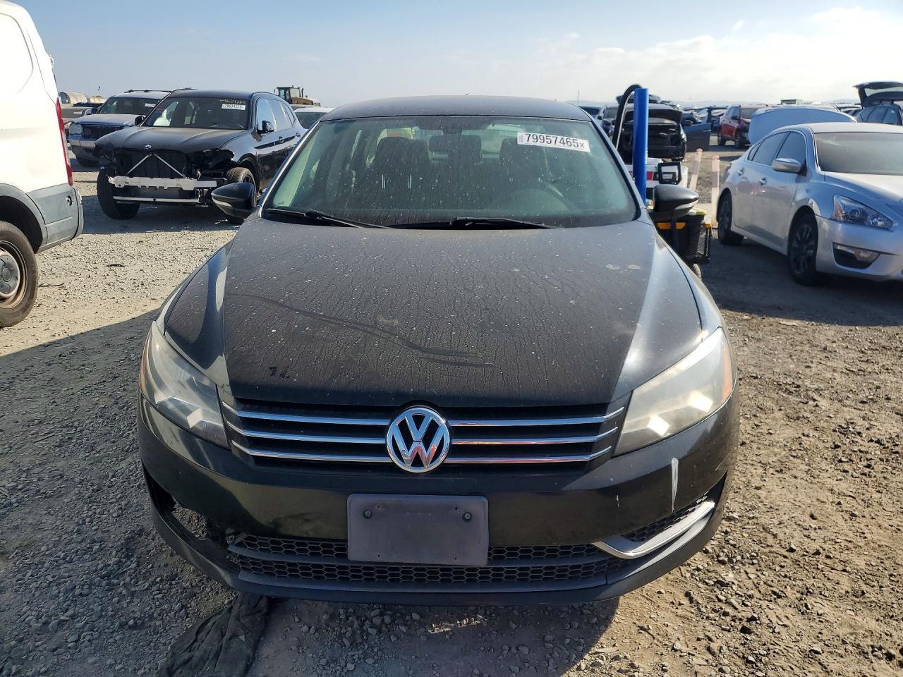 2012 Volkswagen Passat S - Image 5