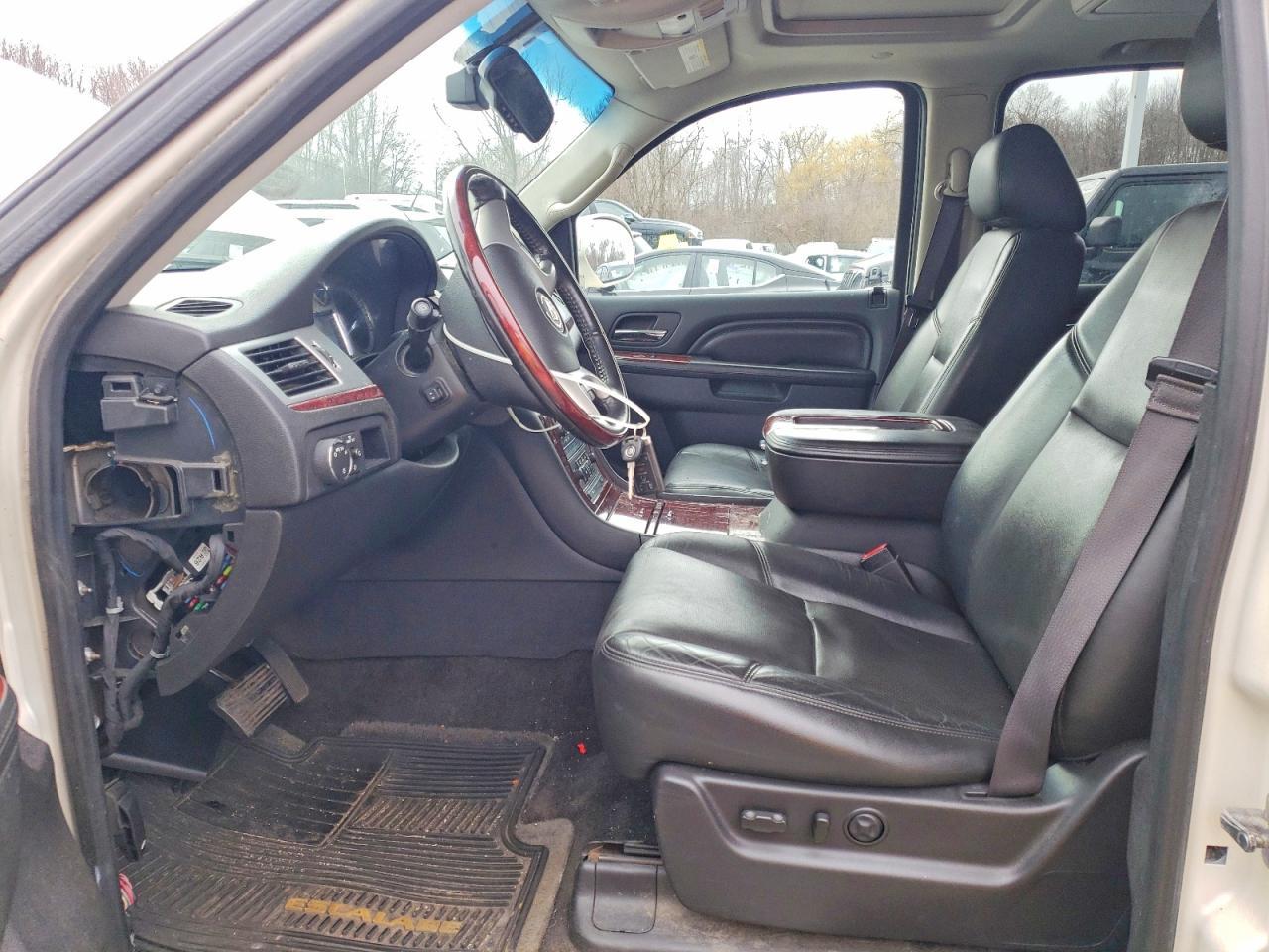 2013 Cadillac Escalade - Фото 7