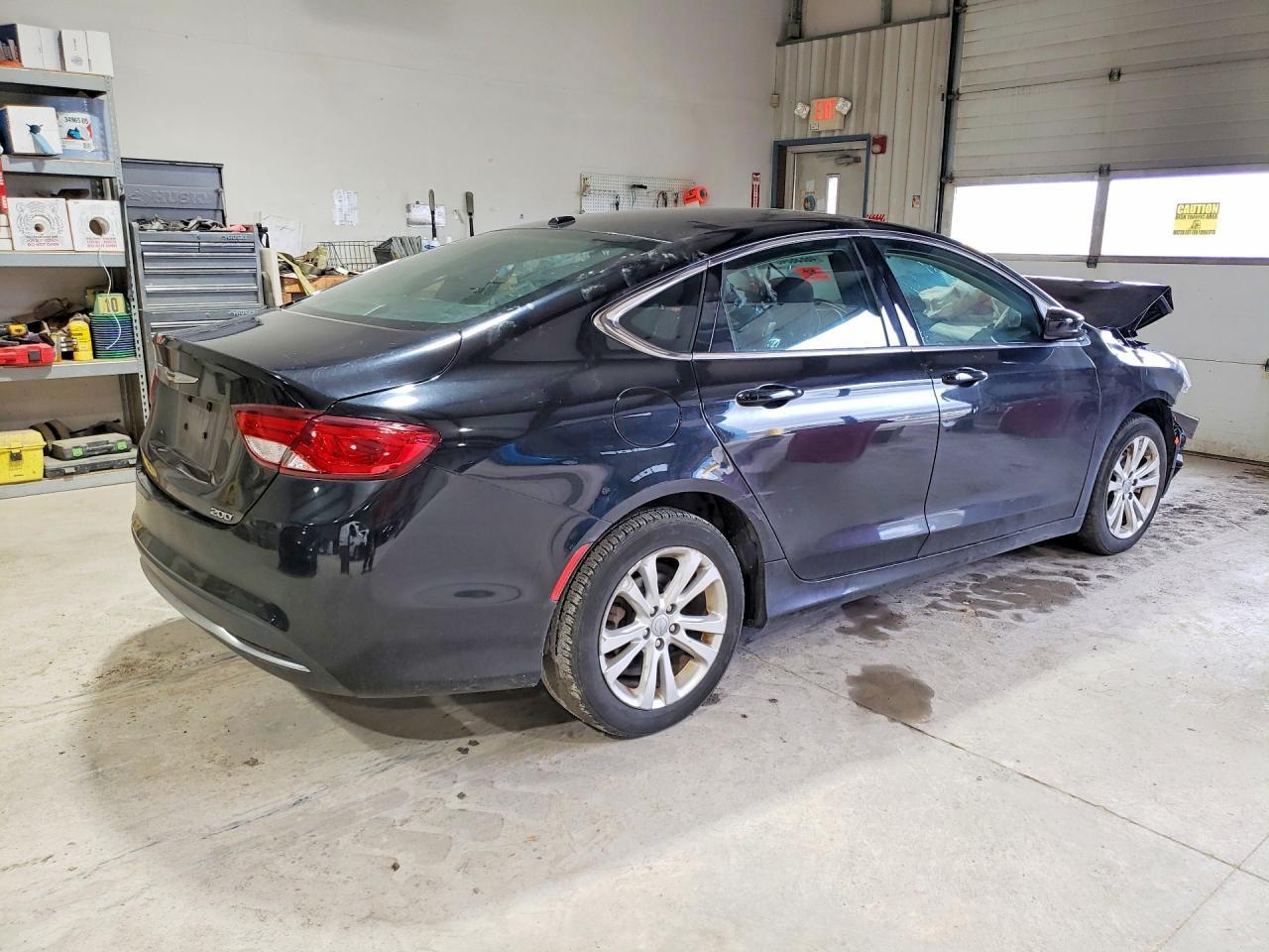2015 Chrysler 200 Limited - Image 3