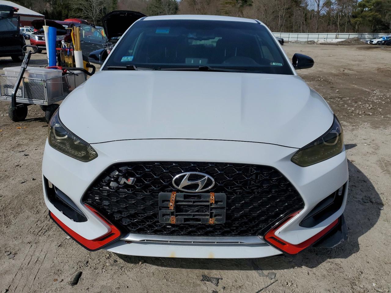 2020 Hyundai Veloster - Фото 5