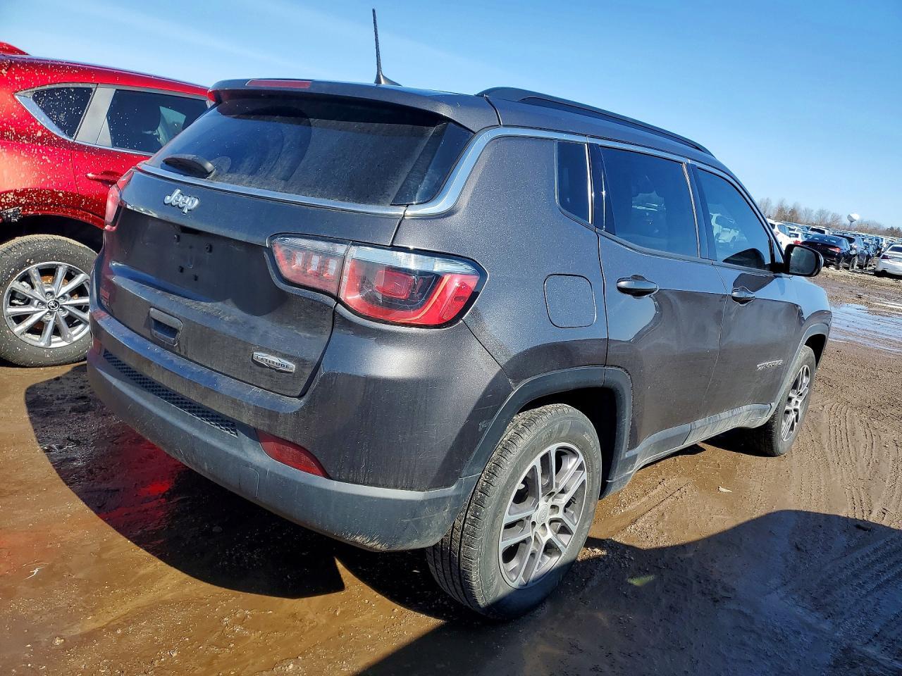 2017 Jeep Compass Latitude - Фото 3
