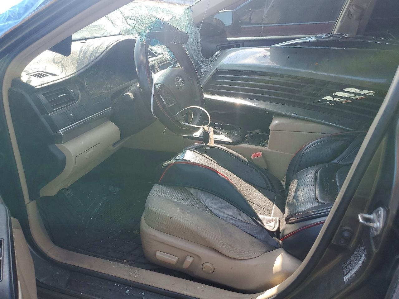 2013 Toyota Camry Le - Image 7