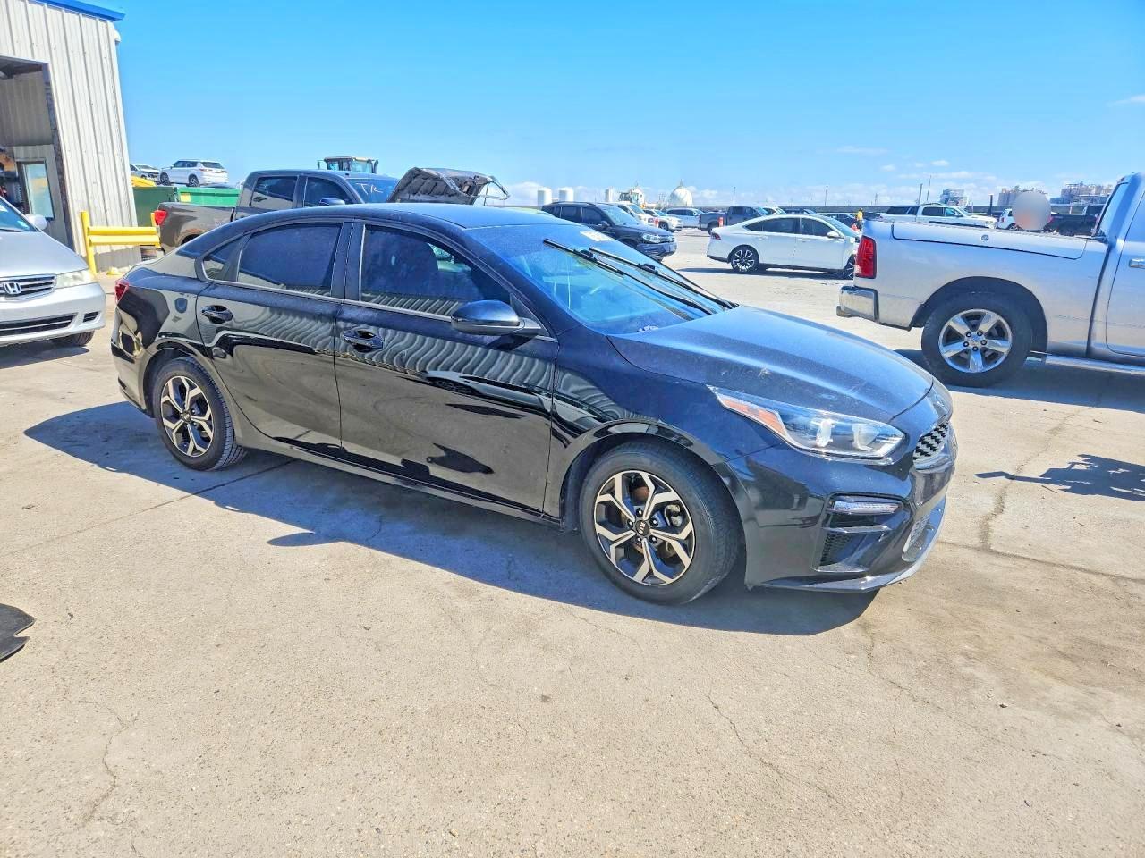 2020 Kia Forte Lxs - Фото 4