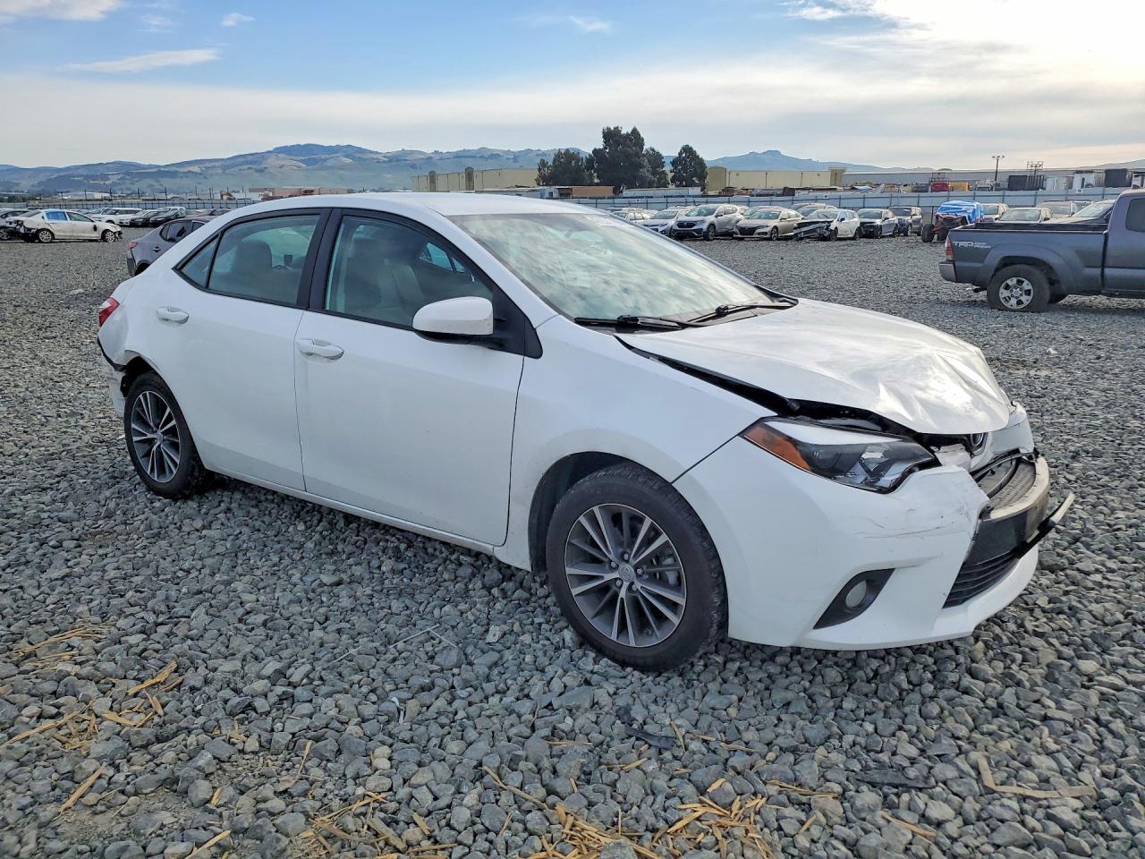 2016 Toyota Corolla Le Plus - Фото 4