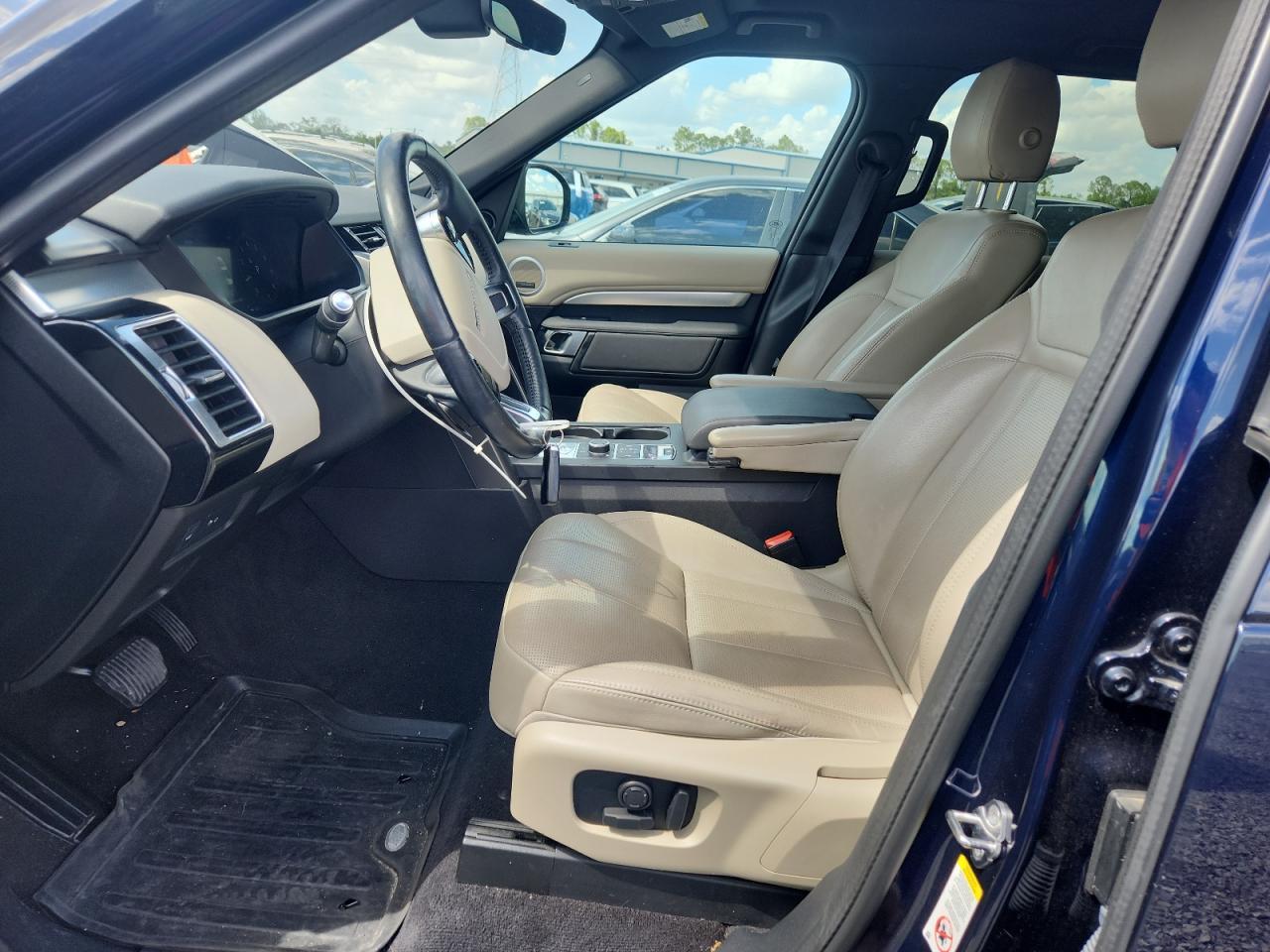 2020 Land Rover Discovery Landmark - Фото 7